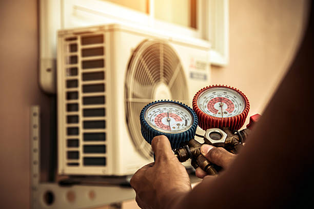 Professional Hvac Maintenance technician working in Earlington, PA
